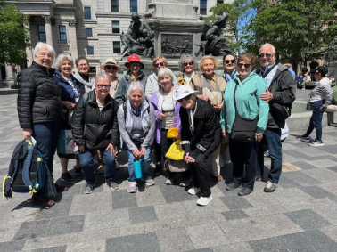 Visite guidée intitulée Parcours Jeanne-Mance, dans le Vieux-Montréal, organisée et animée par Micheline Jourdain, du secteur Jeanne-Mance (06F), au profit de la FLG, le 2 juin 2025.